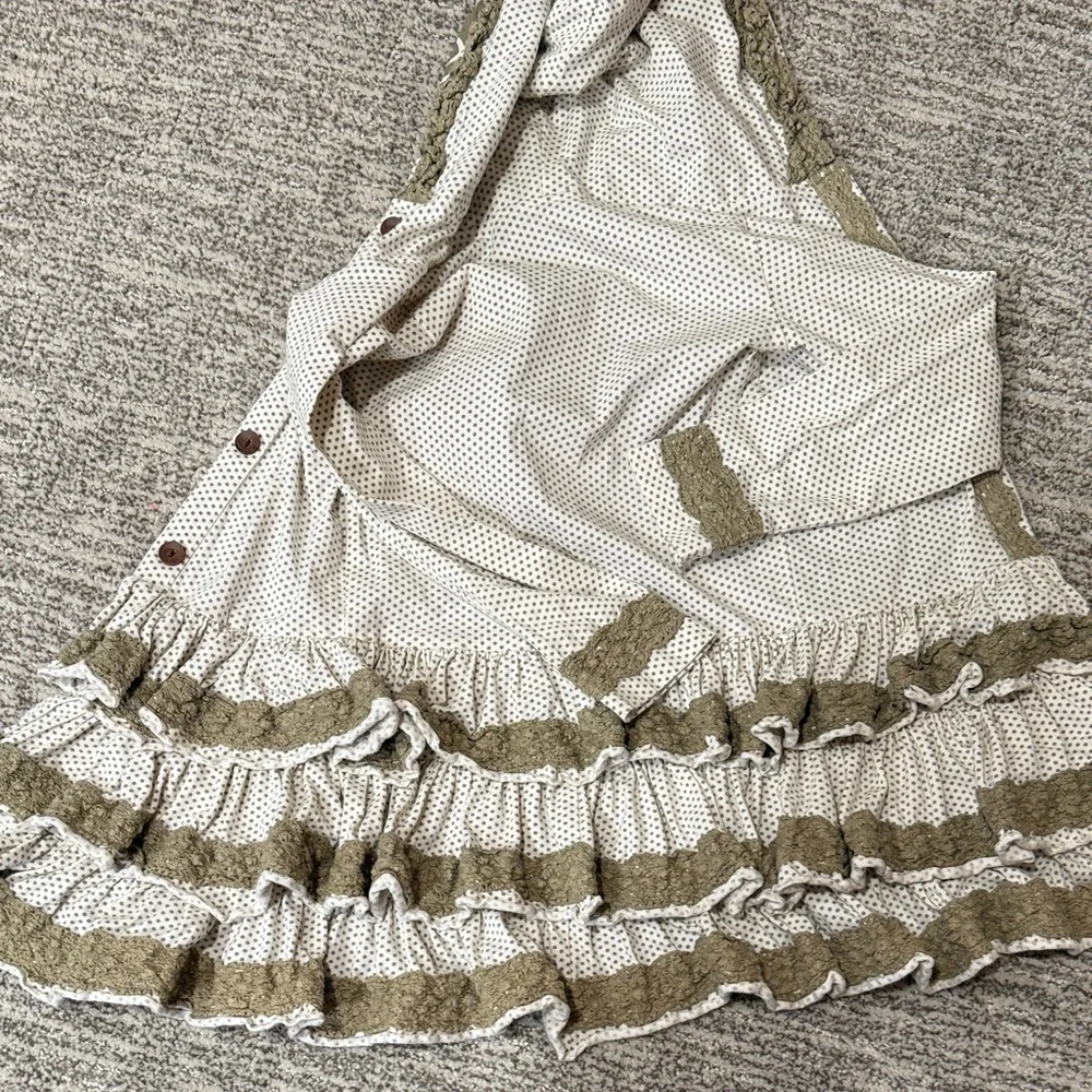 Polka Dot Hooded Peplum with Ruffles - Picture 7 of 8